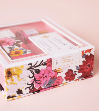 ALWAYS IN ROSE FRAGRANCE STORY GIFT SET - Aviva Parfumerie