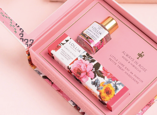 ALWAYS IN ROSE FRAGRANCE STORY GIFT SET - Aviva Parfumerie